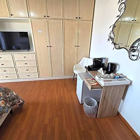 Affittacamere Sa Cannacca-guest House