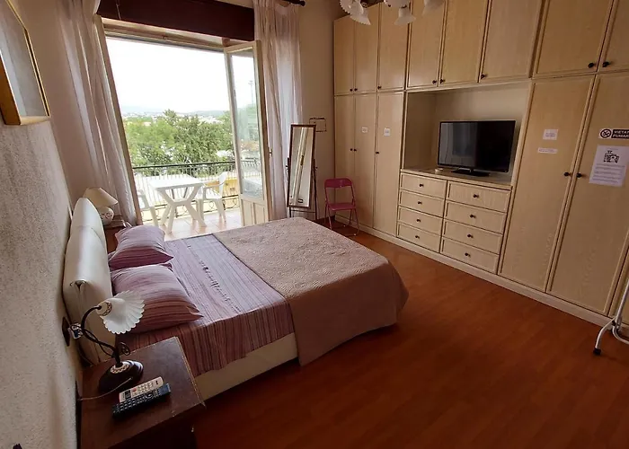 Sa Cannacca-guest House בית הארחה *